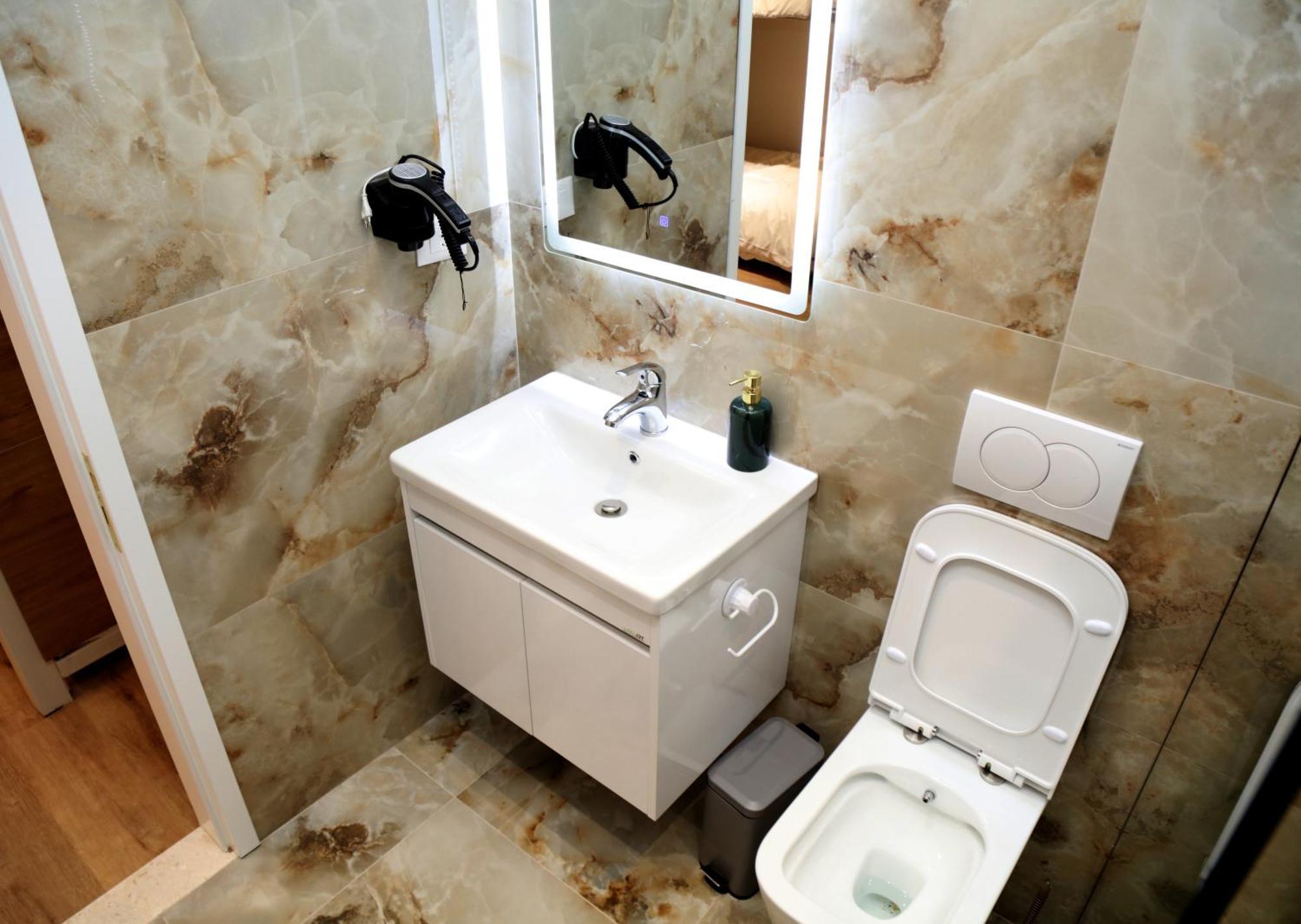 Serenitas Hostal